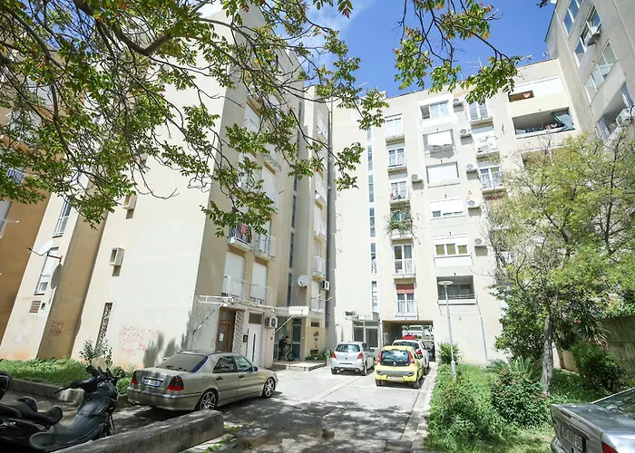 Apartments Lana I Davide